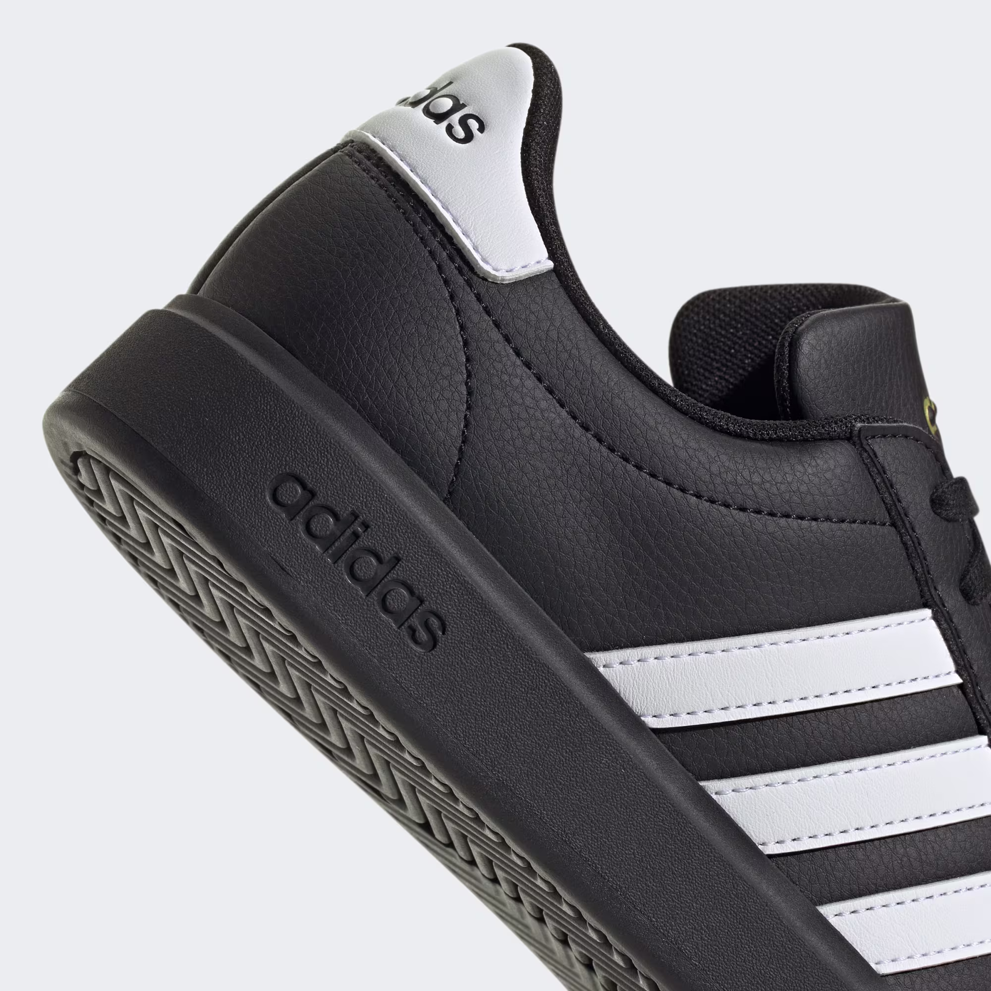adidas cloudfoam comfy adidas cloudfoam comfy